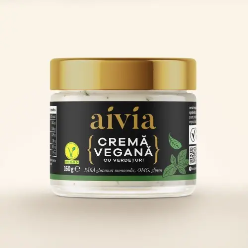 cremă vegană cu verdeţuri